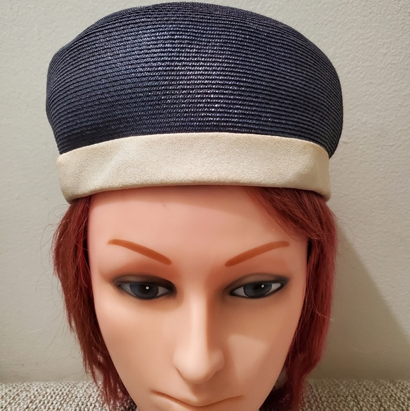 Sandra New York Vintage Hat - Picture 9 of 9